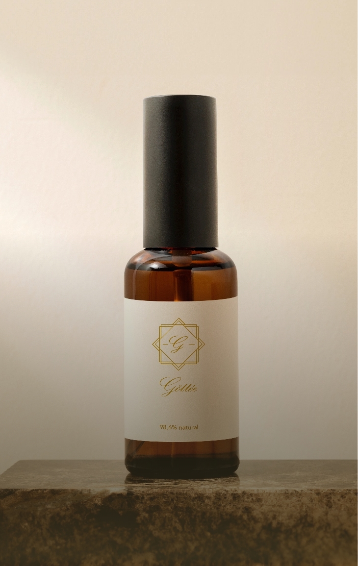 Men shower shampoo